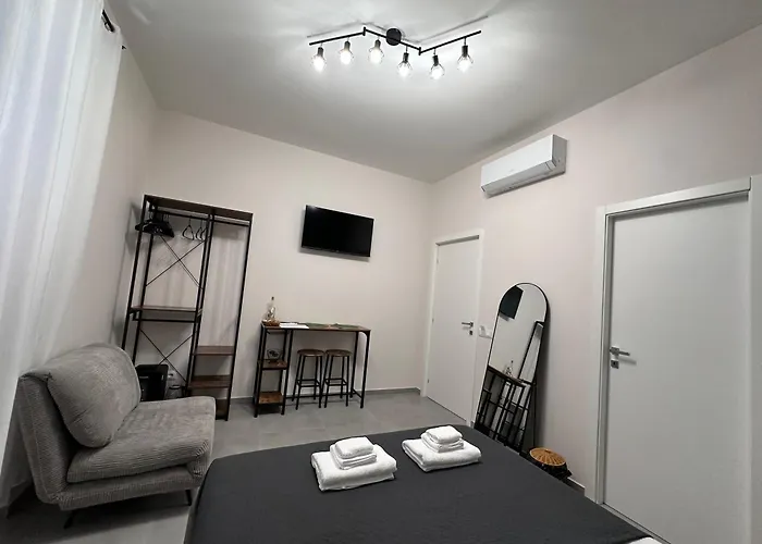 Casa Di Priam 3* La Spezia